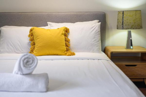 Comfy 2BD Apt in heart of North Sydney near by CBD, Sydney